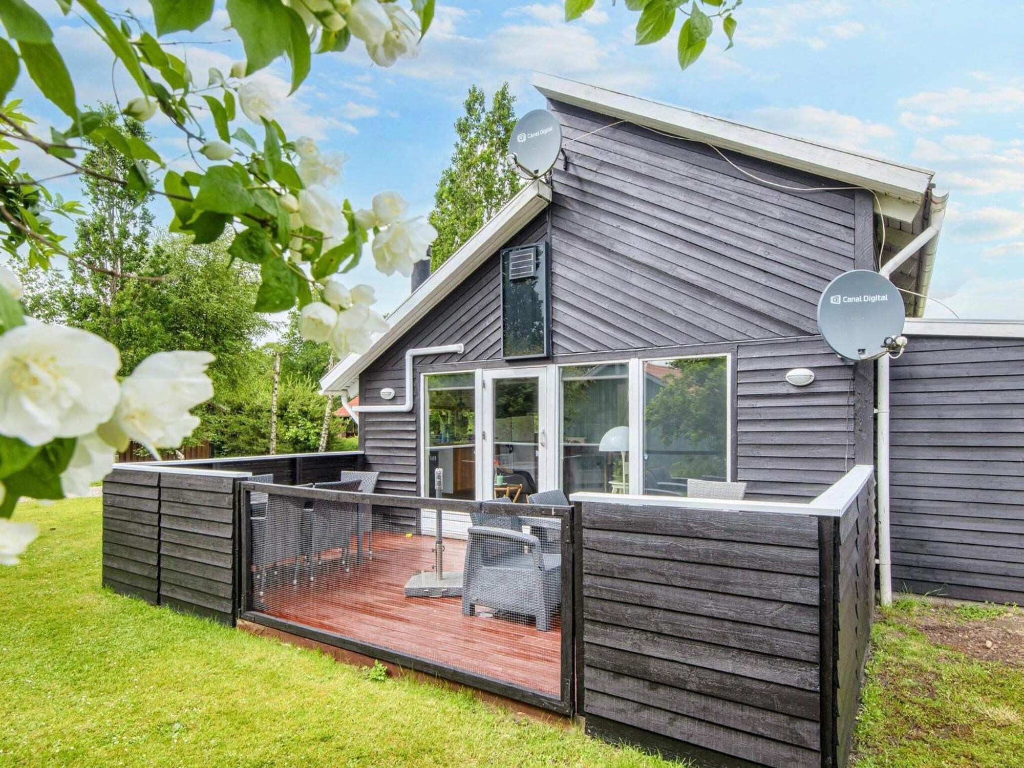 5 Person Holiday Home In Hovborg 外观 照片